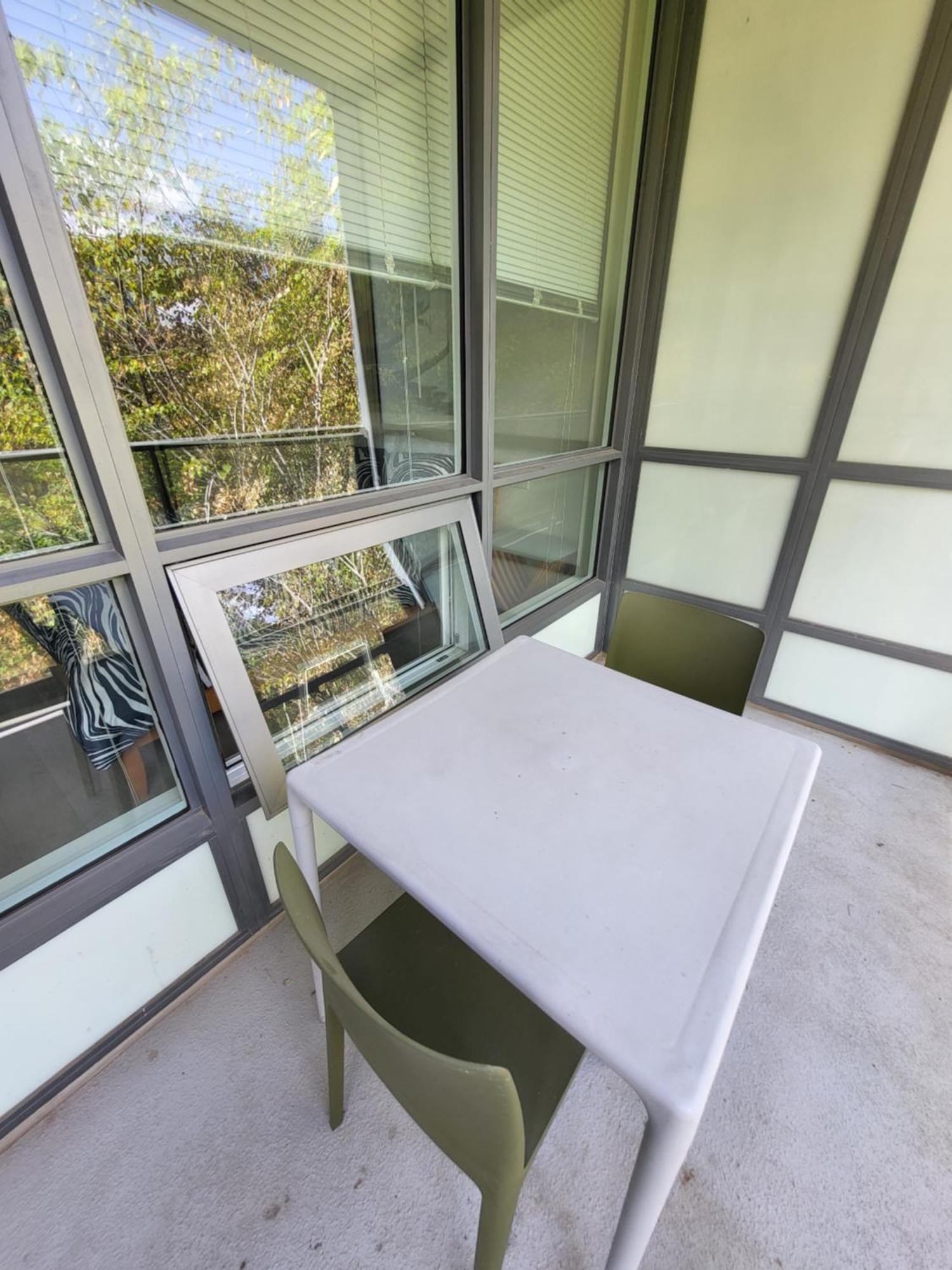 Your Perfect Escape - Modern Landmark Condo In Downtown Calgary - Free Parking- Premium Location מראה חיצוני תמונה
